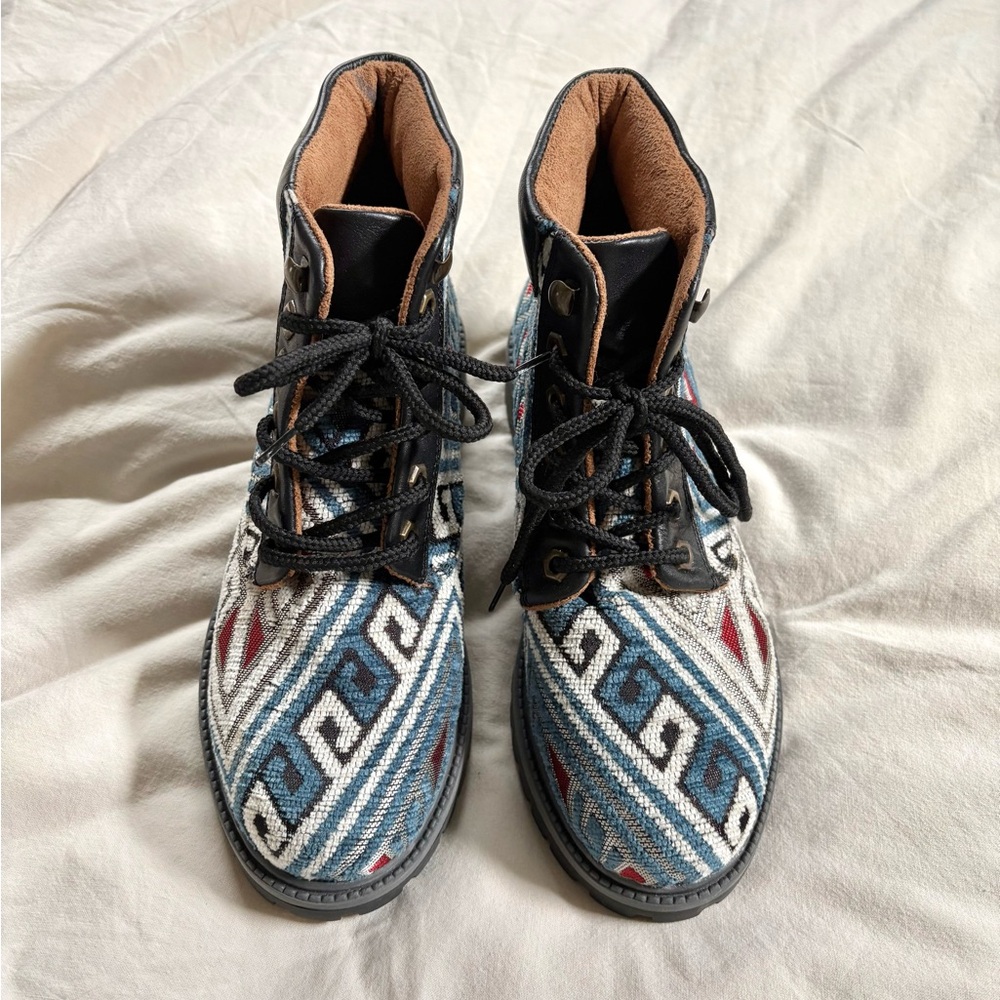 One of a Kind New Boots size 38 - Picture 2 of 6